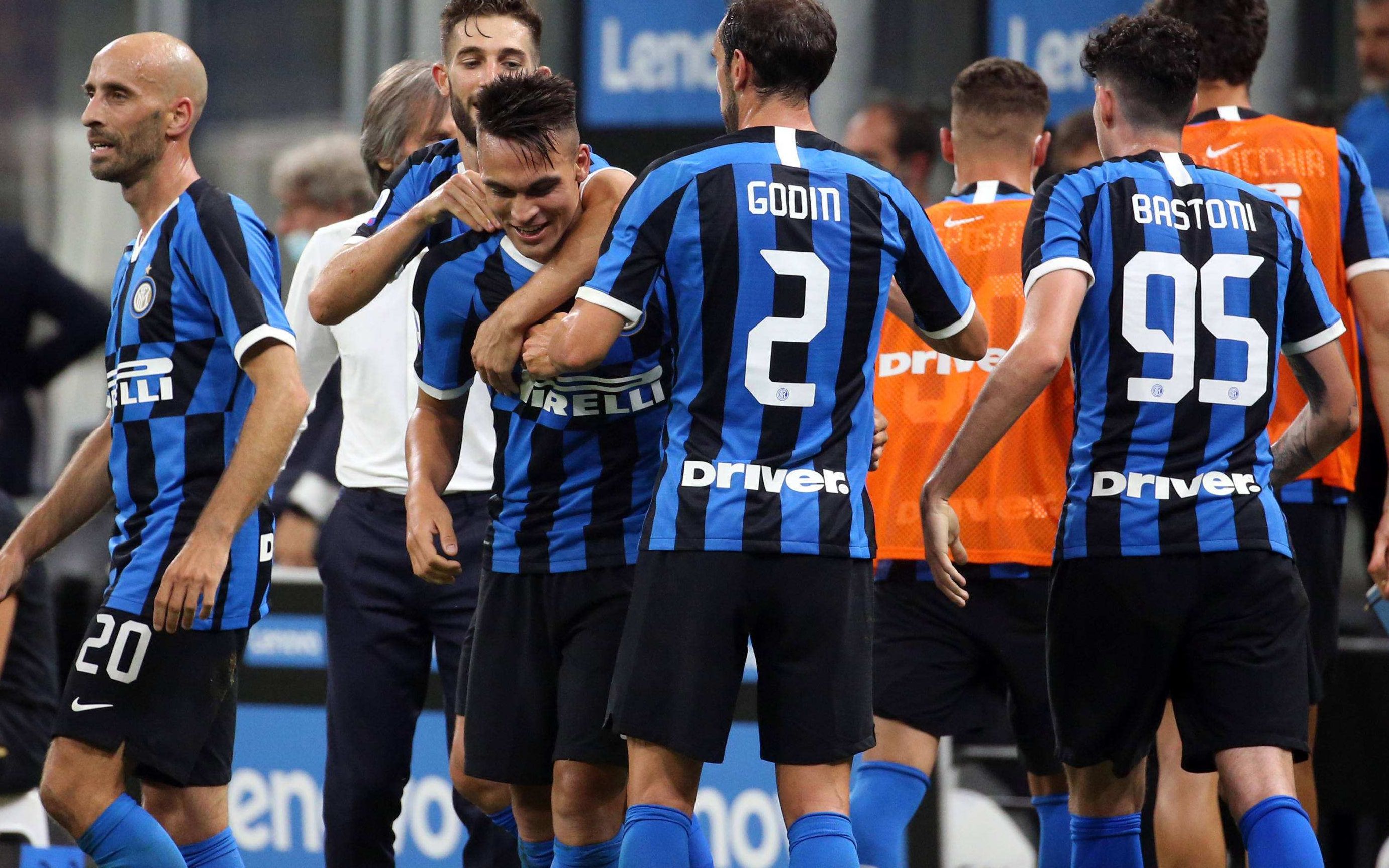 美记：字母哥今年夏天向队友透露，自己已接近转会尼克斯（美媒：字母哥今夏曾告知队友，自己距离转投尼克斯仅一步之遥）