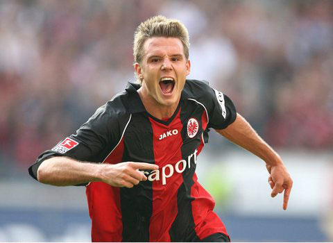 法媒：皇马与于帕达成口头协议，科纳特已不再是首选目标（法国媒体：皇马已与于帕梅卡诺口头达成一致，科纳特不再是优先目标）